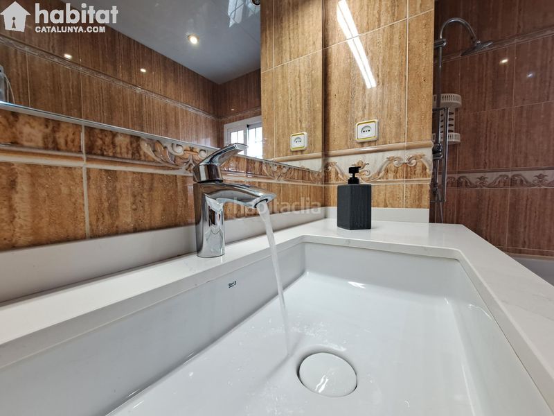 Foto ed8527f3-dcf4-4d18-b2e4-6a1fddfe5f37. Casa amb aparcament piscina a Masquefa