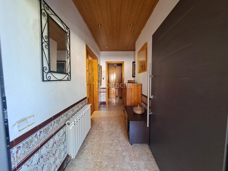 Foto f3f9e93a-49a7-49a1-bba1-e970ed19b937. Casa con riscaldamento parcheggio piscina in Masquefa