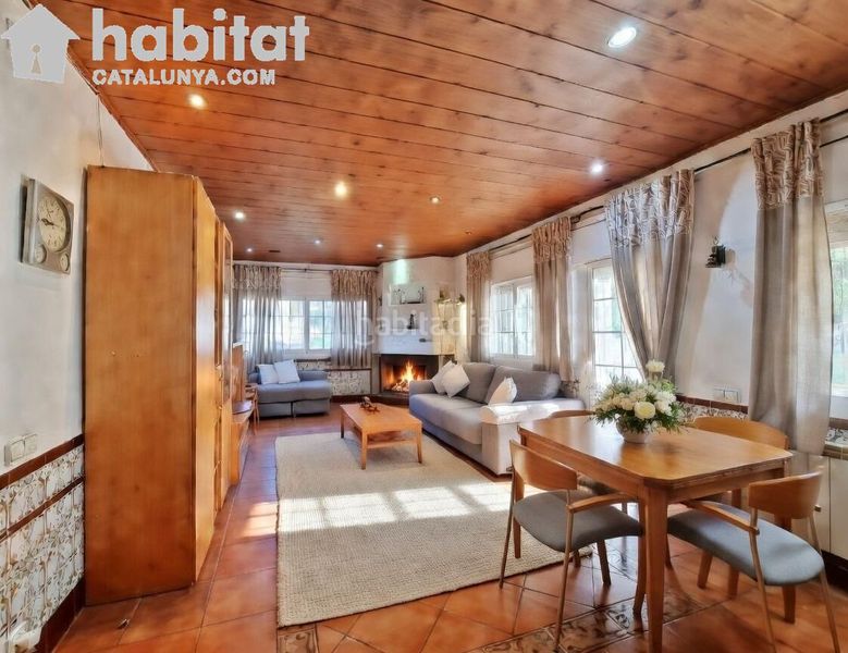 Foto fe3409be-3303-4069-af84-bee9ea65e050. Casa amb aparcament piscina a Masquefa