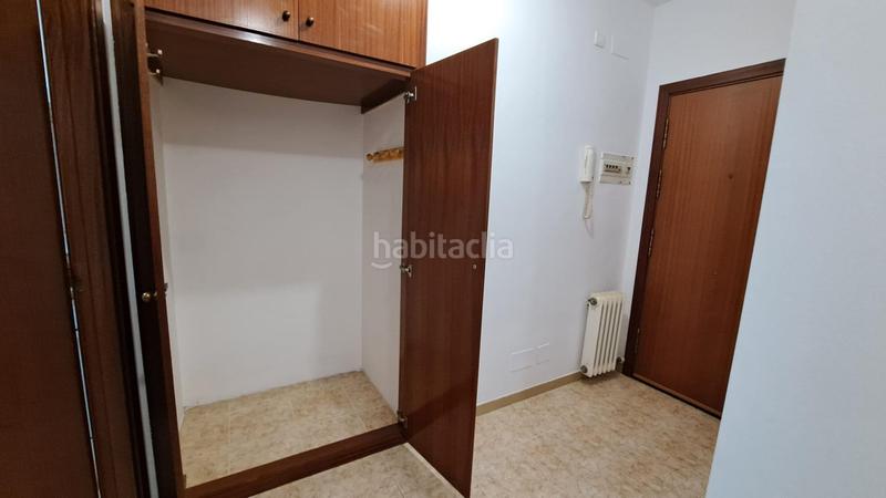 Foto b8665bea-4b31-4de7-b9ce-bbf2e1d8fccc. Pis amb calefacció aparcament a Nucli Urbà Esparreguera