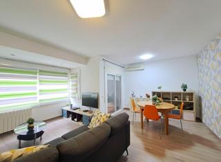 Pis a Martorell. Piso de 3 habitaciones con terraza, en la zona de el plá en mart