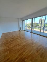 Lloguer Pis a Centre-Can Nadal. Espectacular vivienda de 3 hab. , 2 baños, acabados 1era calidad