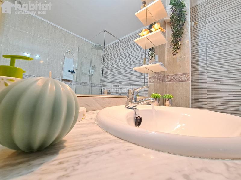 Foto a7bbab31-e316-48ec-9811-cd38408d0862. Semi detached house with heating parking pool in Sant Llorenç d´Hortons