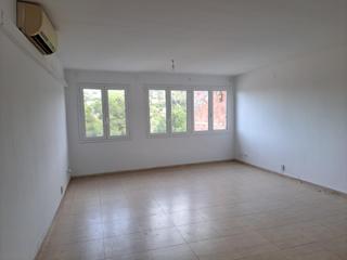 Lloguer Pis a Castellví de Rosanes. Amplio piso en el centro de la poblacion, 3 habitaciones 1 baño,