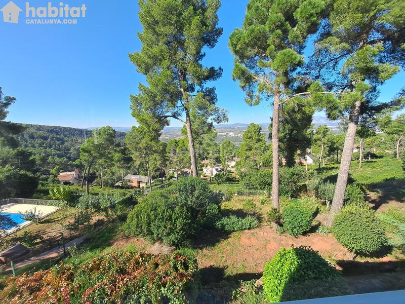 Foto 5830452b-cbce-42e0-bef0-d81d4543632d. Chalet con riscaldamento parcheggio in Castellví de Rosanes