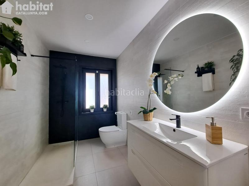 Foto 8a893308-e589-4a55-adf0-29860dac9efd. Chalet con riscaldamento parcheggio in Castellví de Rosanes