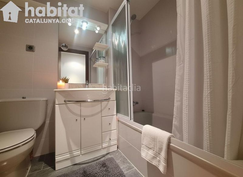 Foto 15bde5de-5836-4761-8cc7-22603e99243f. Pis amb aparcament a Martorell