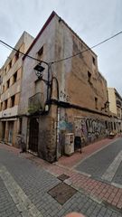 Maison à Olesa de Montserrat. Casa esquinera para reformar en el centro de olesa de montserrat