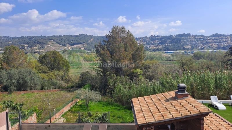 Foto 3d4336e8-3652-49ca-a9d5-34169e3ee5c9. Casa amb calefacció aparcament a Abrera
