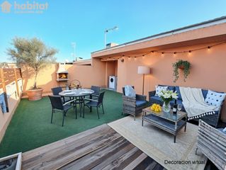 Casa adossada a Piera. Piera centro, casa adosada seminueva con terraza de 40m2 y parki