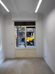 Location Local commercial  Carrer de l'escorial. Local en alquiler en gracia