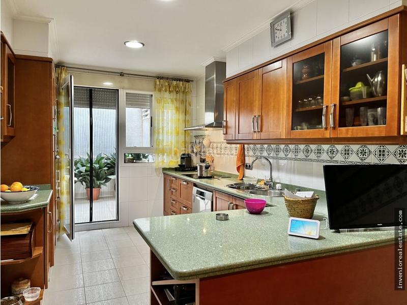 Foto 3279b969-ce42-4e52-abc5-813ef3d546fb. House in Plaza Illes Columbretes Castellón de la Plana