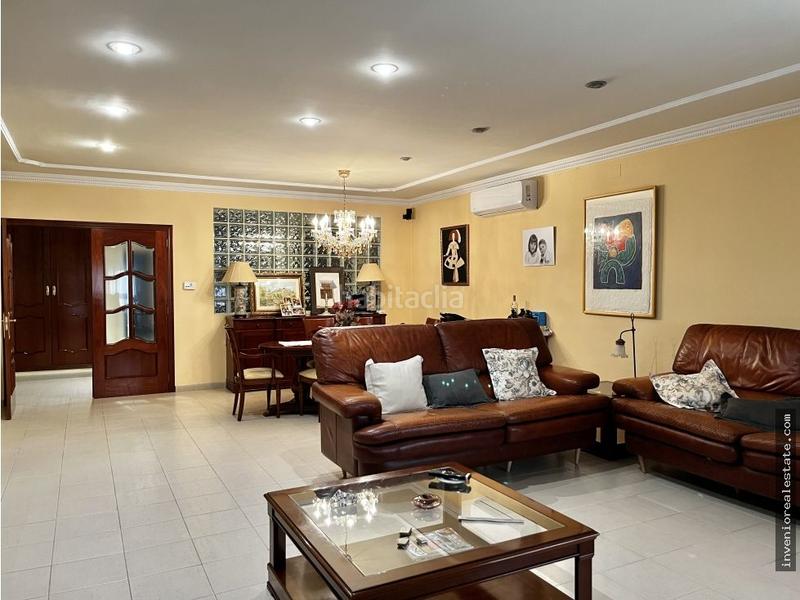 Foto 447c88f7-4507-49ea-ba54-7194a77f112f. House in Plaza Illes Columbretes Castellón de la Plana