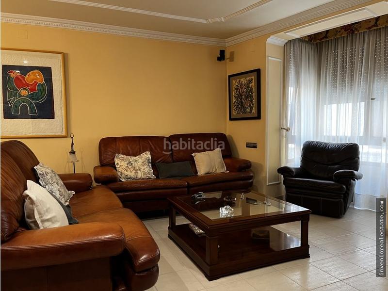 Foto 4fef940a-cfd4-43b1-bba3-472f8c2ae9a3. House in Plaza Illes Columbretes Castellón de la Plana