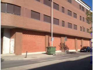 Lloguer Local Comercial a Ciutat del Transport - La Salera. Local comercial
