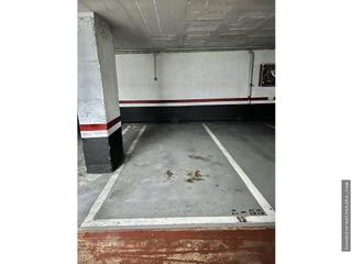 Autoparkplatz in Casco Histórico. Plaza de garaje en edificio san agustín