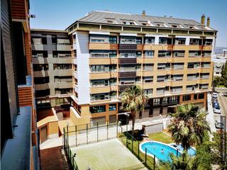 Pis a Piscinas. Piso en venta en vilareal