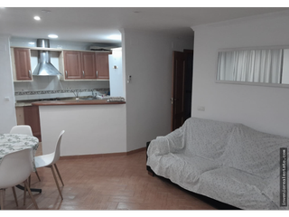 Location Appartement à Plaza Donoso Cortés - Avenida Magdalena. Piso disponible en alquiler