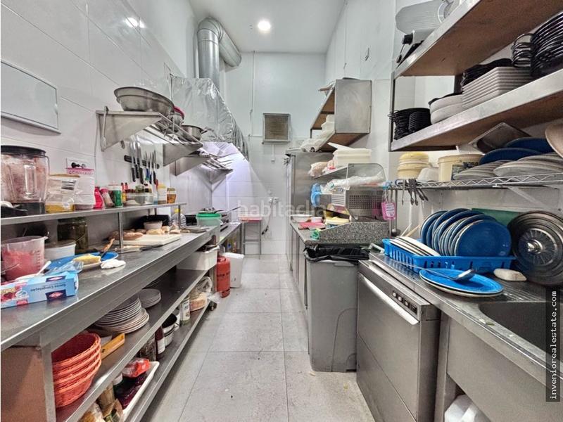 Foto de48a9c0-a923-4fb4-879f-36c553cb760a. Pas-de-porte local commercial dans Marxalenes Valencia