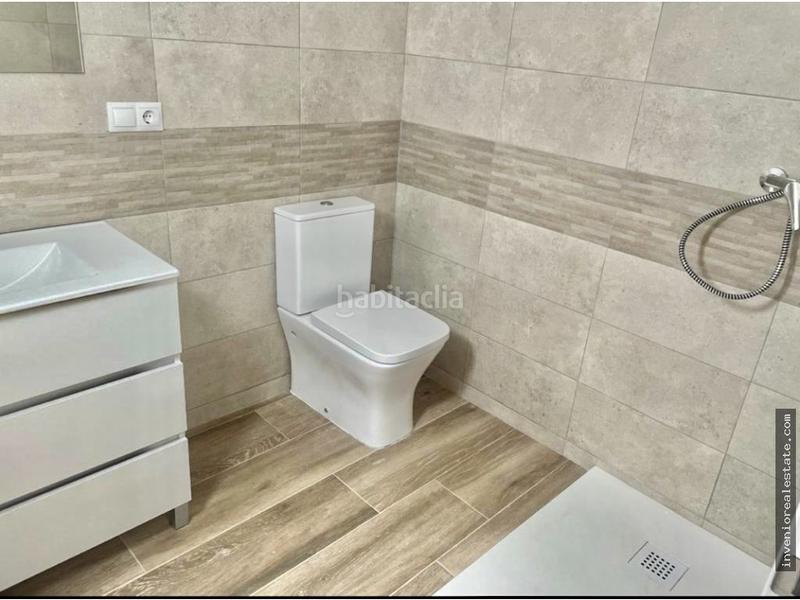 Foto 2af32f4a-5126-441f-a4ab-14006cd265e1. Casa a Ciutat del Transport - La Salera Castellón de la Plana