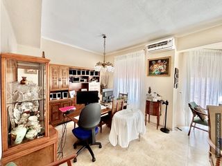 Etagenwohnung in Centro. Piso disponible en venta