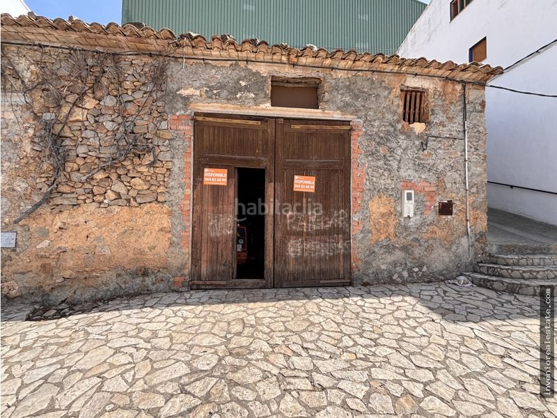 Foto e24073af-2f75-4dbb-8a69-6d78d9714178. Bauernhof in Castillo de Villamalefa