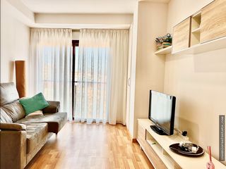 Miete Etagenwohnung in El Pilar. Piso en alquiler en vilareal