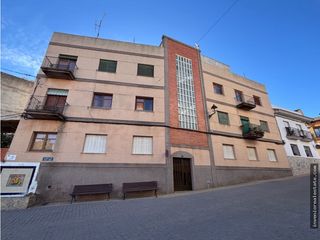 Edificio in Tales. Edificio en venta en tales