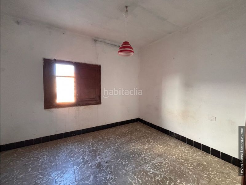 Foto e5088c64-b349-4331-ad62-98073ef2f823. Edificio in Tales
