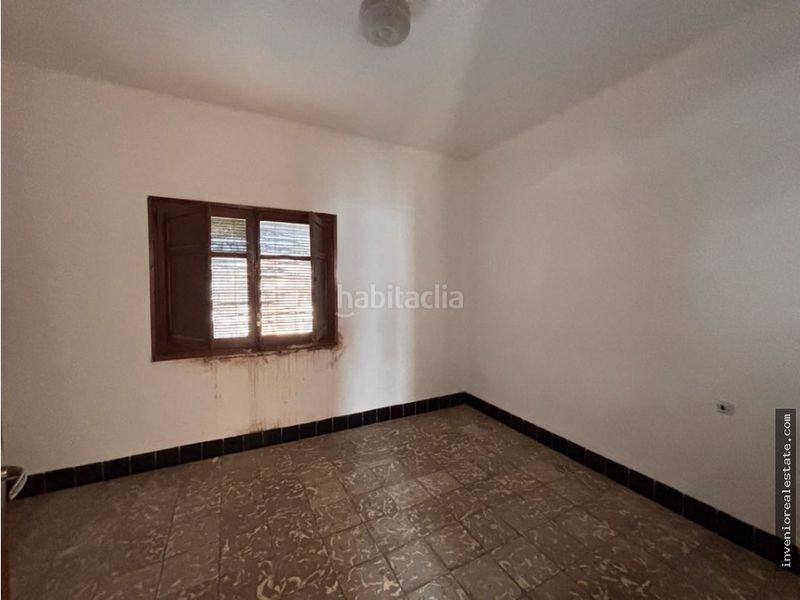 Foto e5934a24-3961-429d-a9f1-e0dc7b85a259. Edificio in Tales