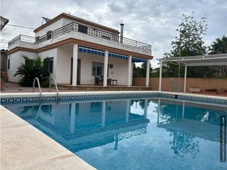 Xalet a El Grao. Chalet en venta en castellón