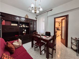 Pis a Plaza Donoso Cortés - Avenida Magdalena. Piso en venta en castellón
