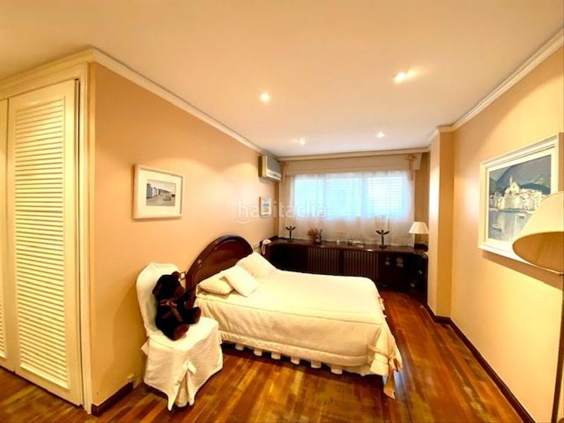 Foto 29e1d2d9-81f0-4470-995a-76d13c285ce7. Casa con riscaldamento parcheggio piscina in Pedralbes Barcelona