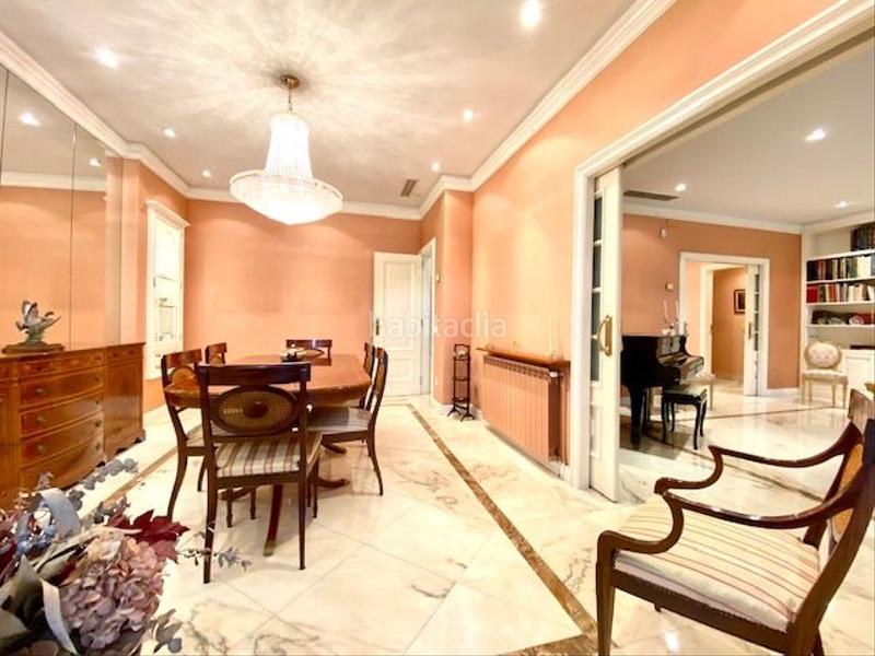 Foto d858ba22-1c9f-47ca-b493-e5945eabdafd. Casa con riscaldamento parcheggio piscina in Pedralbes Barcelona