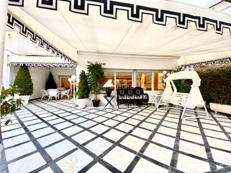 Foto 0af185bc-916e-4366-aa77-a1a2f95c1e80. House with heating parking pool in Pedralbes Barcelona