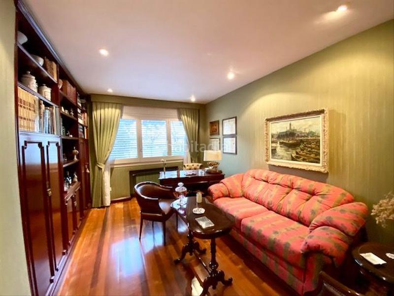 Foto 1e3663e4-9b8d-415c-8c47-5a6e30813031. House with heating parking pool in Pedralbes Barcelona