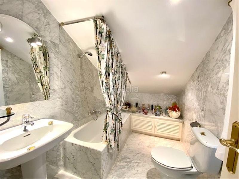 Foto c4a05c4f-7db6-410a-8fc1-76c01bbe6dcd. House with heating parking pool in Pedralbes Barcelona