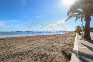 Casa en Los Urrutias. Bungalow planta alta de 2 dormitorios y terraza con vistas. en e