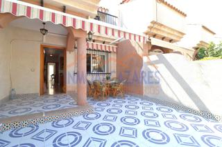 Duplex à Centro. Estupendo dúplex de 4 habitaciones y jardín en la nueva marbella