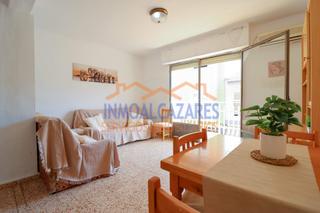 Appartement à Centro. Amplio apartamento de 3 dormitorios, con terraza a solo 350m de