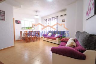 Appartement à Centro. Esperctacular apartamento de 2 habitaciones y garaje. a solo 60m