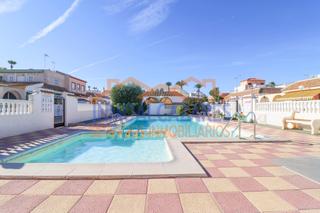 Casa a Los Narejos_Punta Calera. Bungalow planta baja en esquina de 3 habitaciones, amplio jardín