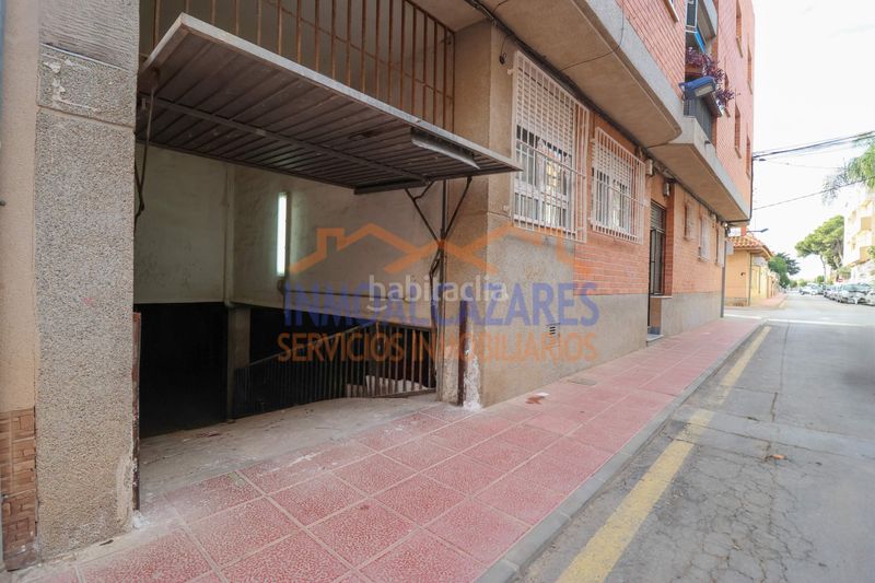 Foto fd620d8c-9d90-4d91-ba1e-9c2fb14e1e6c. Aparcament cotxe a Centro Alcázares (Los)