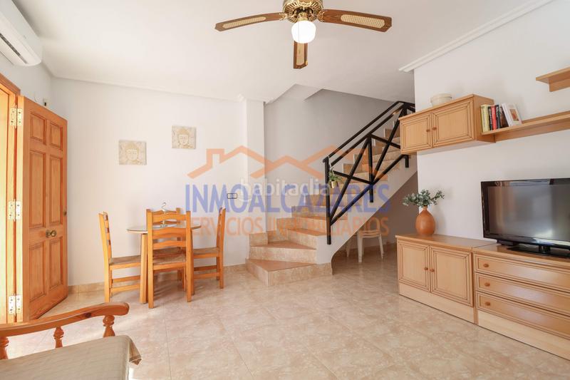 Foto 3c05633e-378d-4df9-b2d0-aefa0a351a77. Duplex in Centro Alcázares (Los)