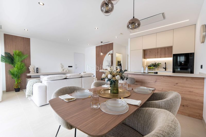 Foto 4aa6dd1f-47f7-4e30-8a91-b3931d841d2a. Chalet villa de obra nueva con 3 dormitorios, 3 baños, piscina privada, terrazas y jardín. , murcia. en San Pedro del Pinatar