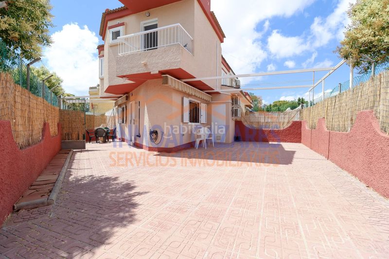 Foto 4ff2881e-f5bc-40f7-903f-c5e7f76f2902. Dúplex estupendo dúplex con jardín en esquina, de 2 habitaciones, a 550 m de la playa, en los alcázares, murcia en Alcázares (Los)
