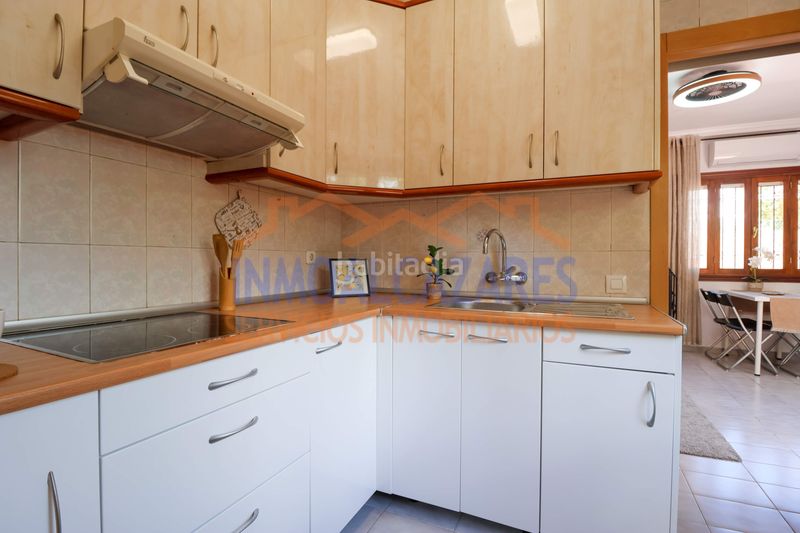 Foto c333114c-56ba-439d-b83d-8082451971c1. Dúplex estupendo dúplex con jardín en esquina, de 2 habitaciones, a 550 m de la playa, en los alcázares, murcia en Alcázares (Los)