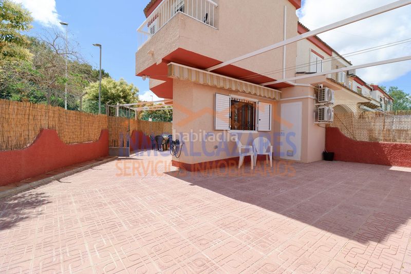 Foto c6e92bc8-f082-4c2e-9a0a-670d248801af. Dúplex estupendo dúplex con jardín en esquina, de 2 habitaciones, a 550 m de la playa, en los alcázares, murcia en Alcázares (Los)