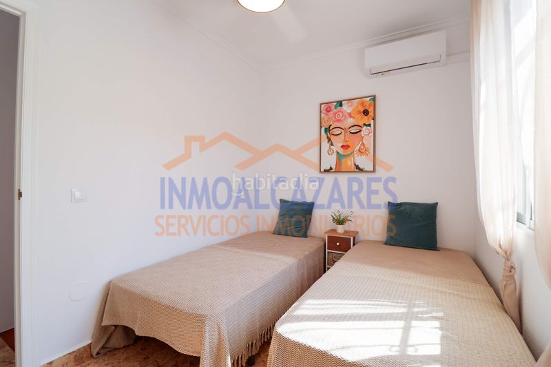 Foto 3378b4ee-9d0d-4951-9df7-595187ae33f6. Casa a 650m de la playa y un paso de la piscina, dúplex de 2 dormitorios, 2 baños y jardin, en los alcázares, murcia en Alcázares (Los)