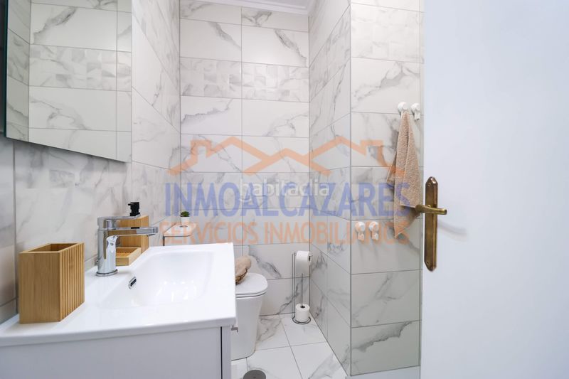 Foto a6c02c28-49d5-4fdf-9f50-2881d9fee075. Casa a 650m de la playa y un paso de la piscina, dúplex de 2 dormitorios, 2 baños y jardin, en los alcázares, murcia en Alcázares (Los)